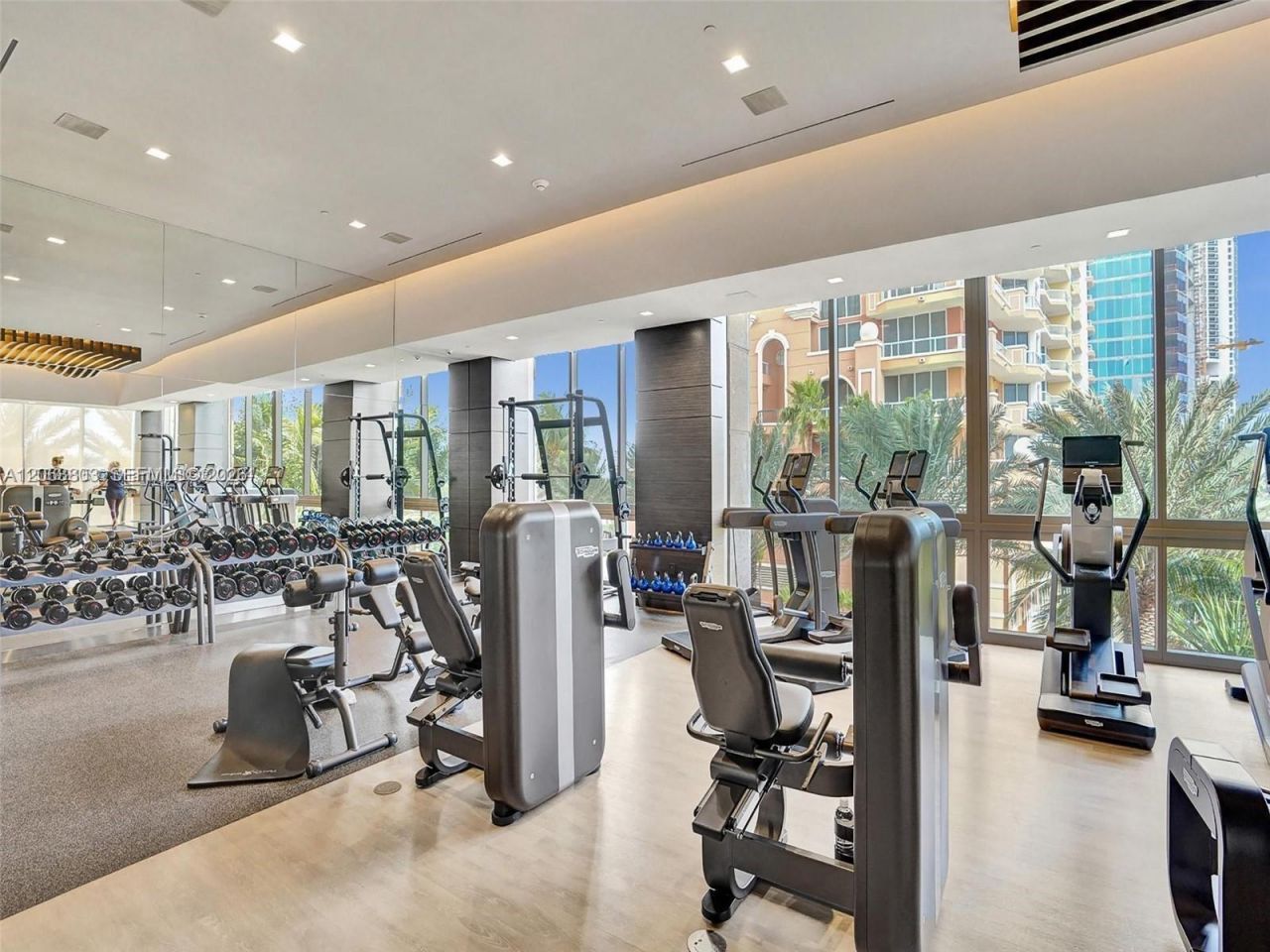 17875 Collins Ave, Unit 3206, Sunny Isles Beach, FL 33160 Photo