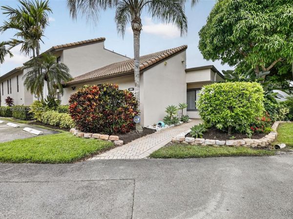 958 Mockingbird Ln , Unit 515, Plantation, FL 33324