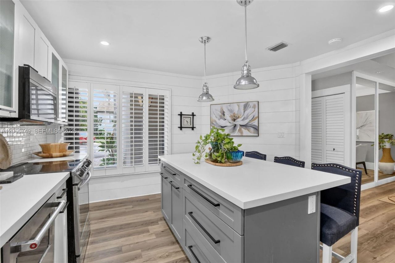 958 Mockingbird Ln , Unit 515, Plantation, FL 33324 Photo