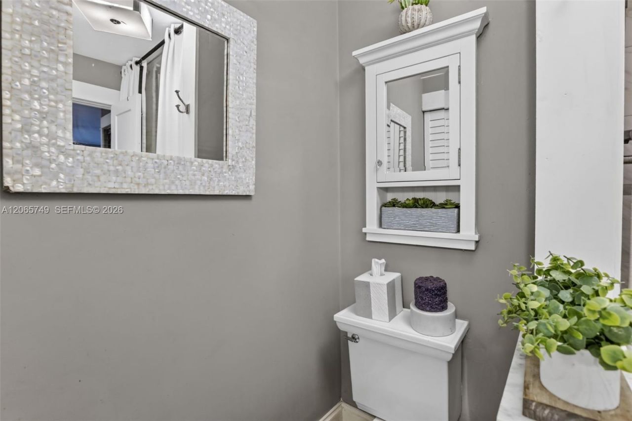 958 Mockingbird Ln , Unit 515, Plantation, FL 33324 Photo