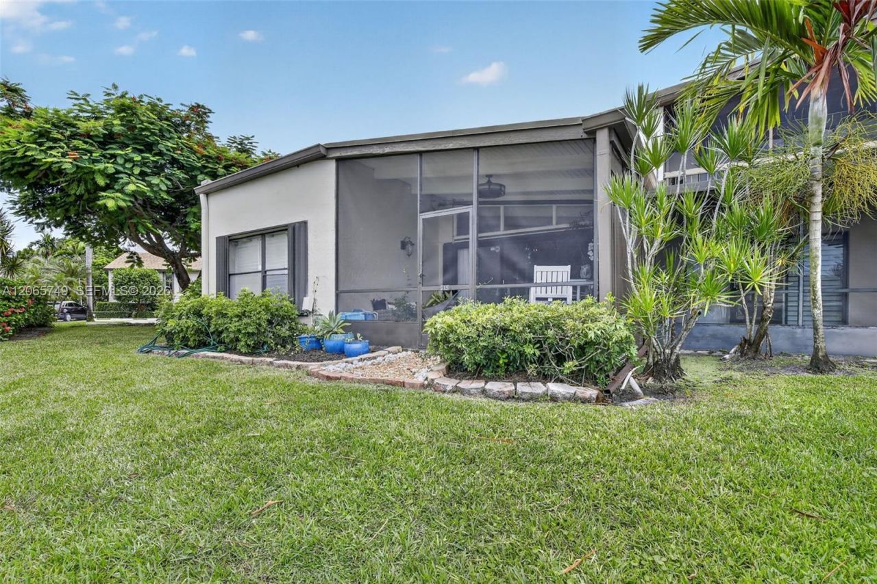 958 Mockingbird Ln , Unit 515, Plantation, FL 33324 Photo