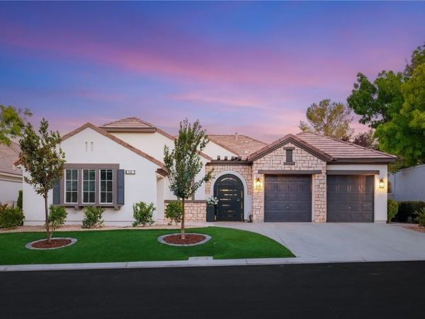 720 Sir James Bridge Way, Las Vegas, NV 89145
