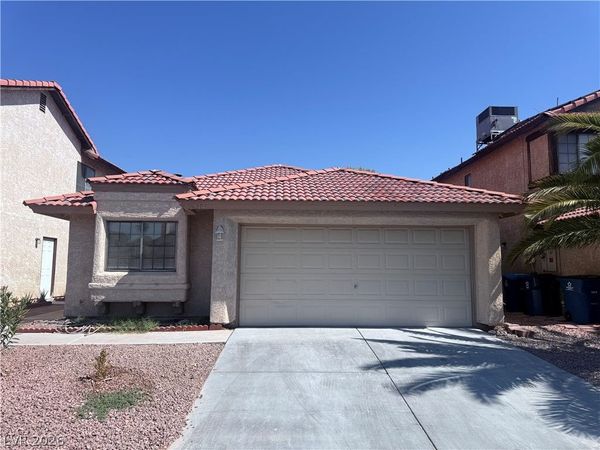 6544 Hartwood Road , Las Vegas, NV 89108