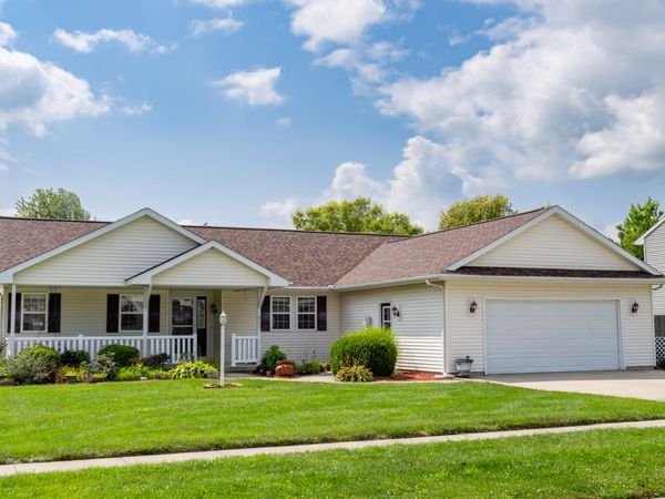 511 Winston Drive , St. Joseph, IL 61873