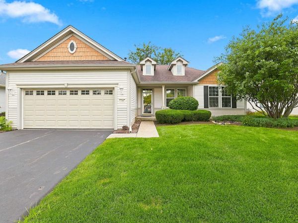 12449 Fox Run Court , Huntley, IL 60142