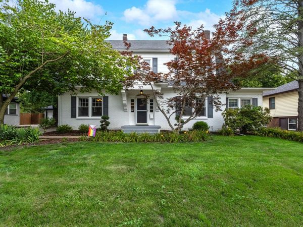 327 McClellan Boulevard , Davenport, IA 52803