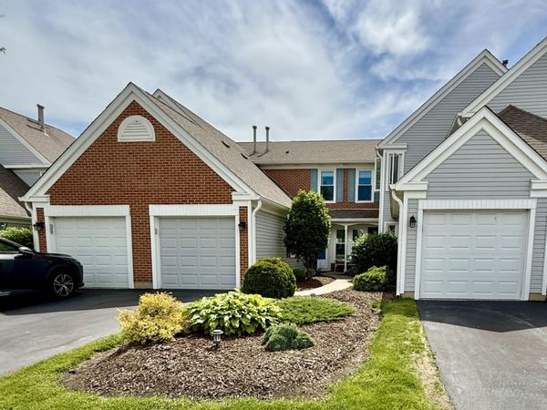 259 Doral Court , Unit 6, Elk Grove Village, IL 60007