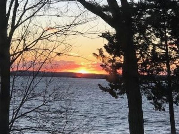 6126 Overlook Drive, McFarland, WI 53558