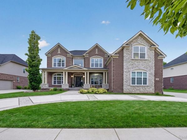50443 Silverton Drive , Canton Township, Mi 48187