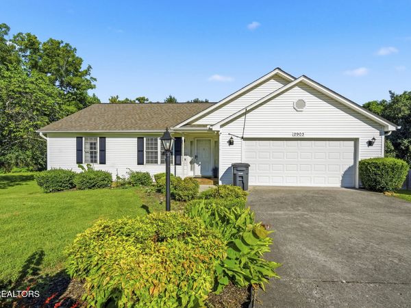 2903 Large Oak Lane, Knoxville, TN 37921