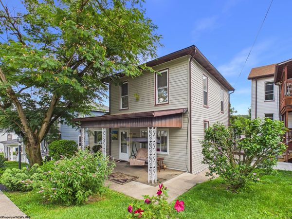 231 THAYER Street, Grafton, WV 26354