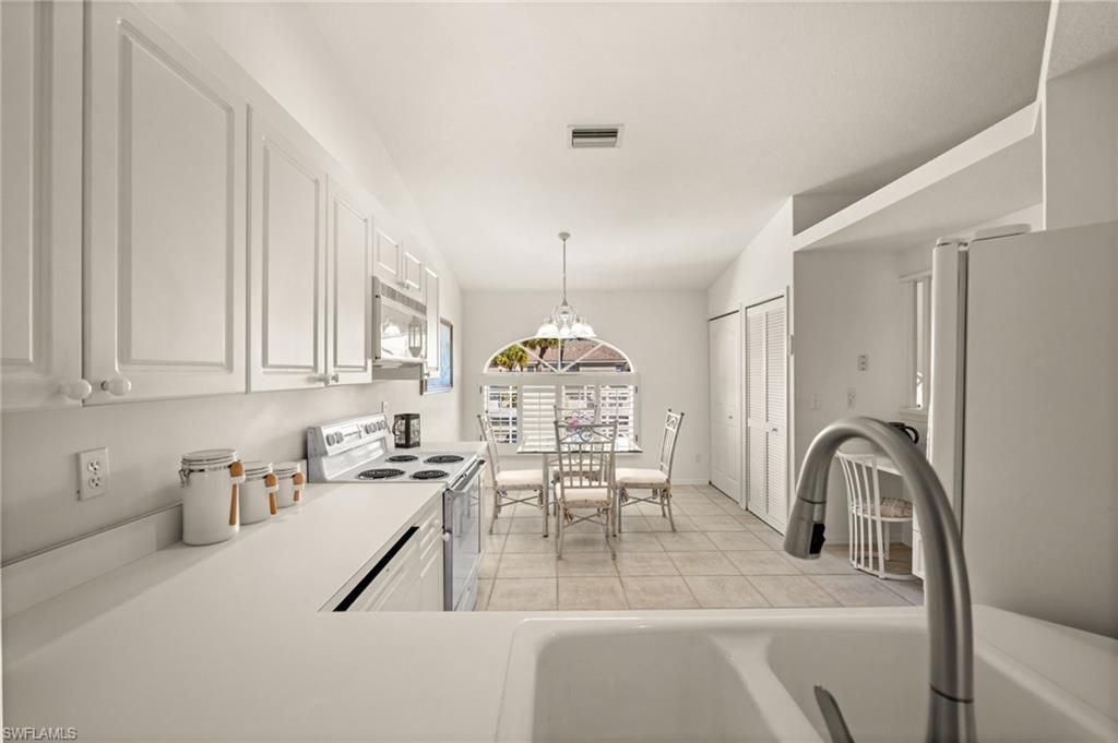 13141 Hamilton Harbour Dr, Unit P7, Naples, FL 34110 Photo