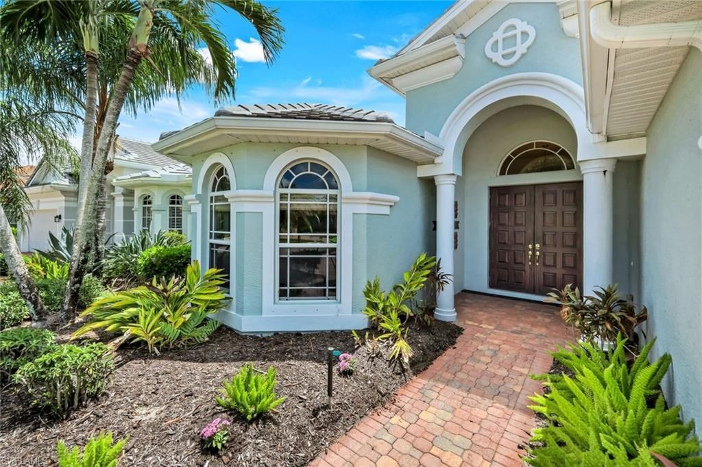 19736 Maddelena Cir , Estero, FL 33967 Photo
