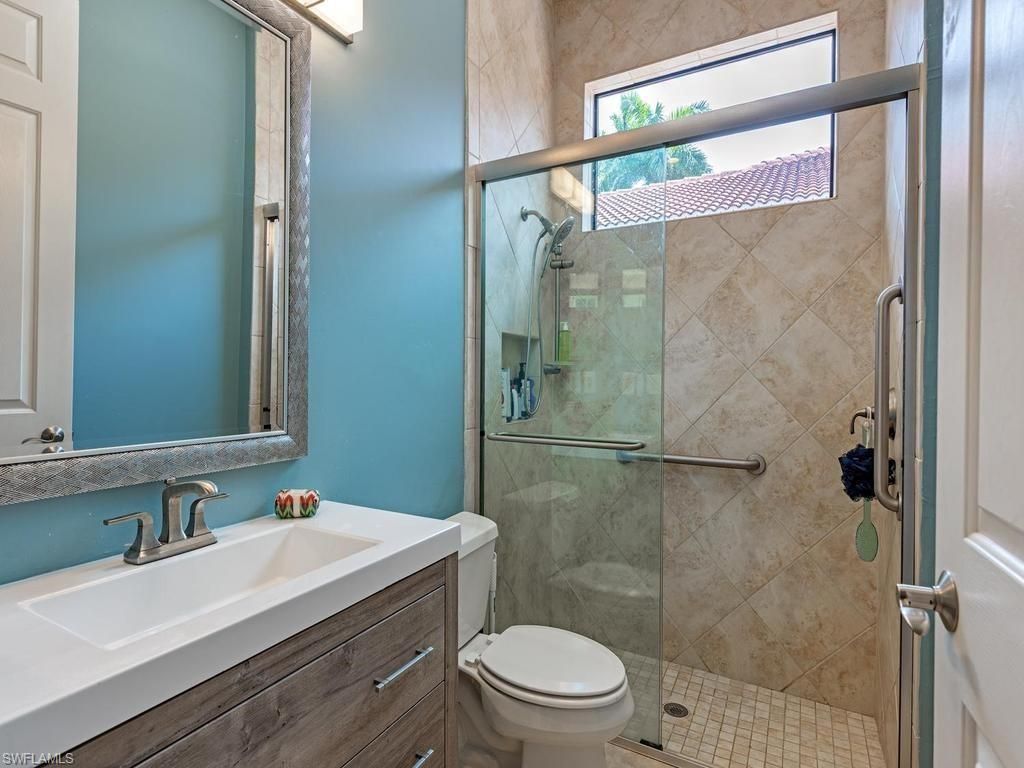 14636 Beaufort Cir, Naples, FL 34119 Photo