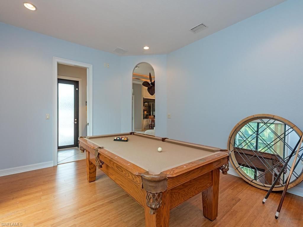 14636 Beaufort Cir, Naples, FL 34119 Photo