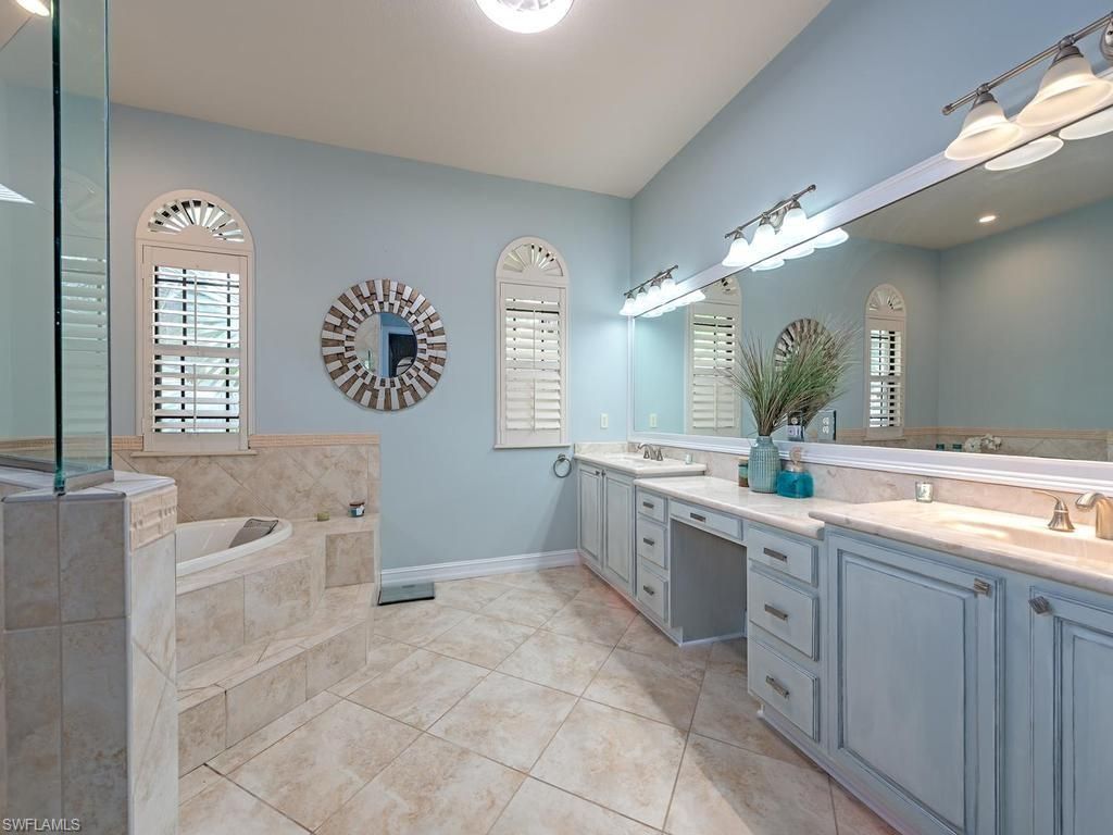 14636 Beaufort Cir, Naples, FL 34119 Photo
