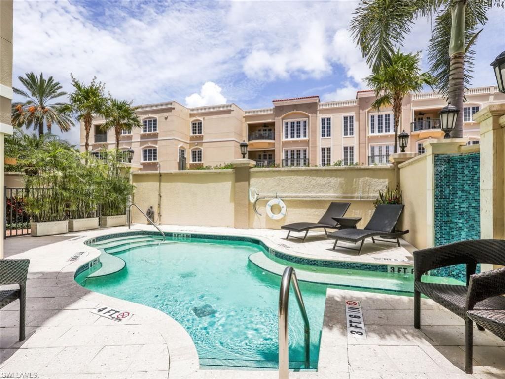625 6th Ave S, Unit B301, Naples, FL 34102 Photo