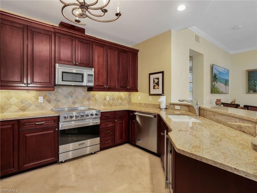 625 6th Ave S, Unit B301, Naples, FL 34102 Photo