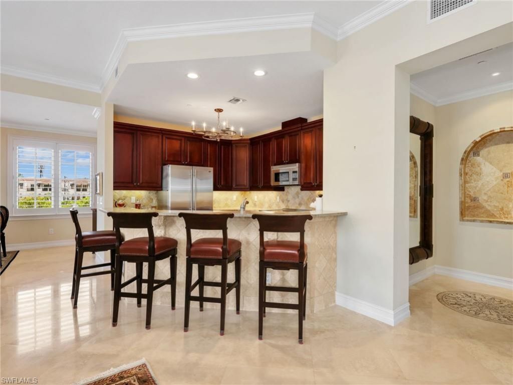 625 6th Ave S, Unit B301, Naples, FL 34102 Photo