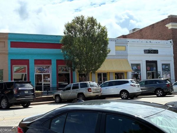 136 S Wayne Street, Milledgeville, GA 31061