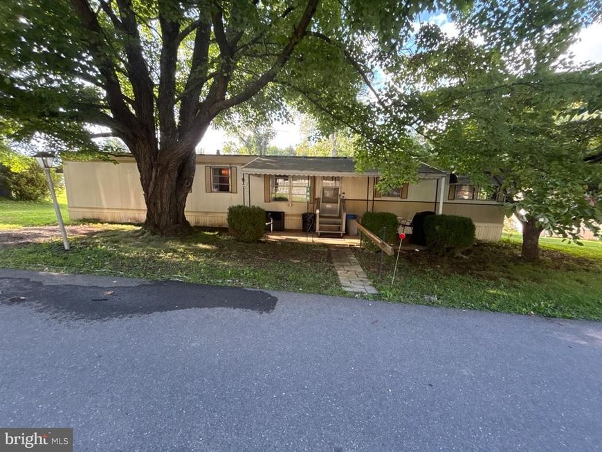 105 Azalea Cir., Honey Brook, PA 19344 Main Photo