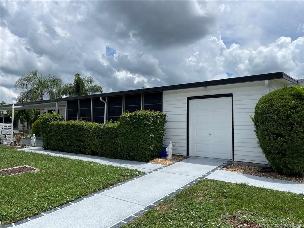 14340 SW Sand Wedge Drive, Indiantown, FL 34956 Photo