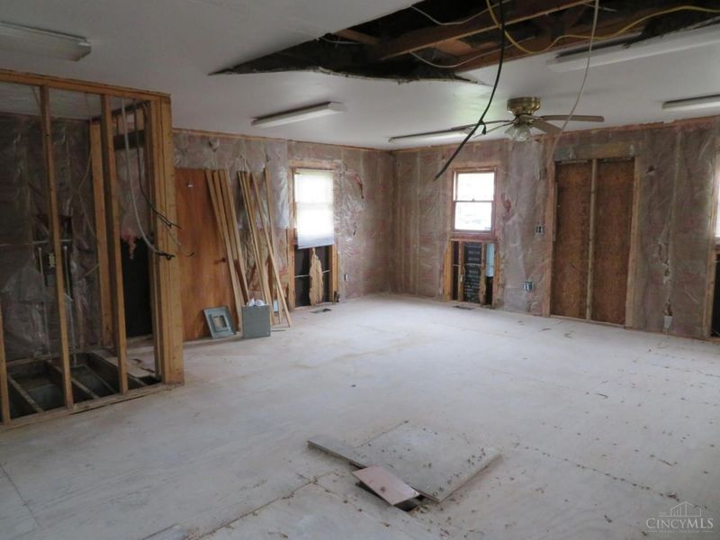 440 N Main Street, Lynchburg, OH 45142 Photo 13