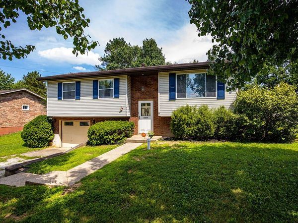 6520 Rosetta Drive, Burlington, KY 41005