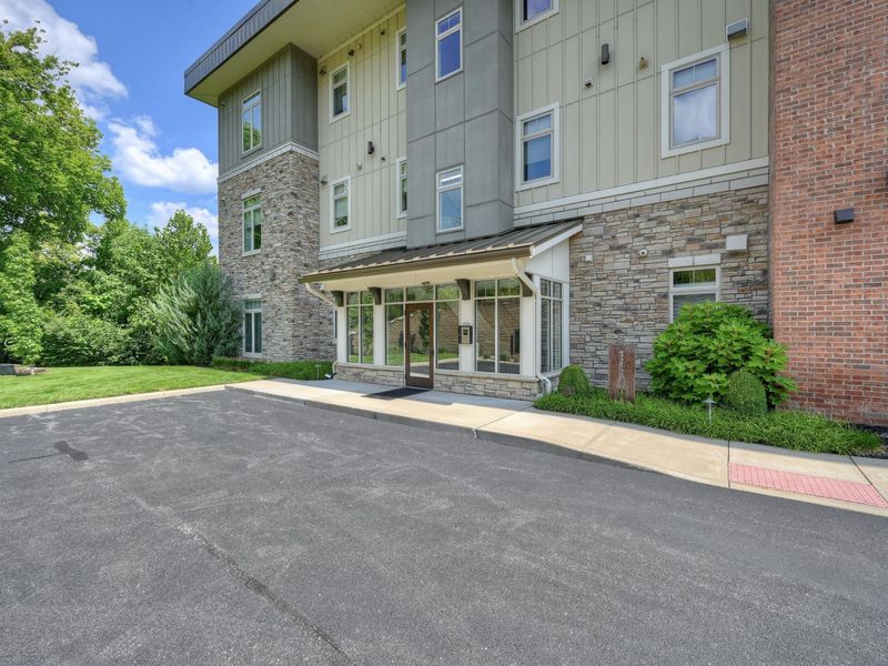 1130 Shavano Drive, Unit 12, Covington, KY 41011 Photo 2
