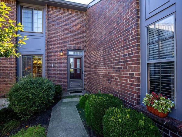 222 Shaker Heights Lane, Crestview Hills, KY 41017
