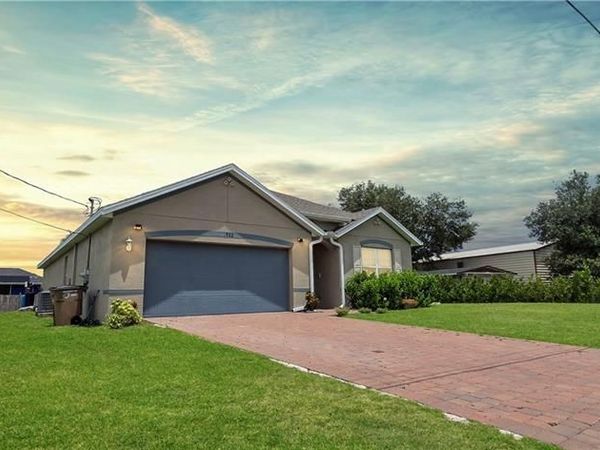 1922 Xelda AVE N, LEHIGH ACRES, FL 33971