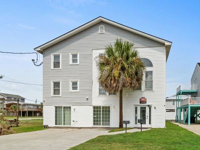 212 56th Ave. N, North Myrtle Beach, SC 29582