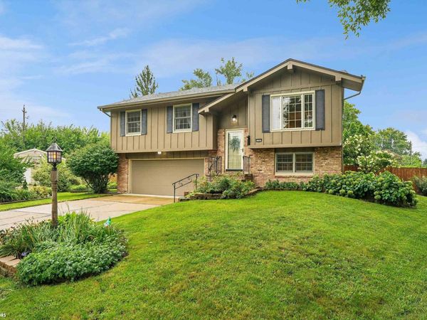 2101 NW 2nd Street, Ankeny, IA 50023