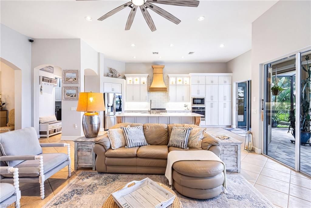 5589 Whispering Willow Way, Fort Myers, FL 33908 Photo