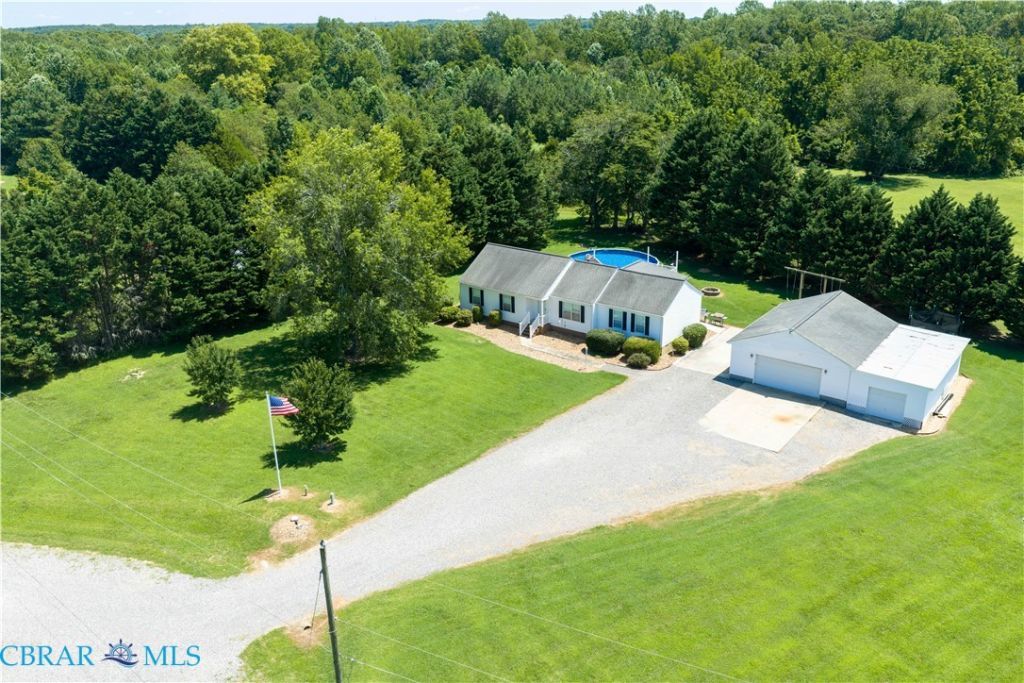2 Healys Trace Lane, Locust Hill, VA 23092 Main Photo