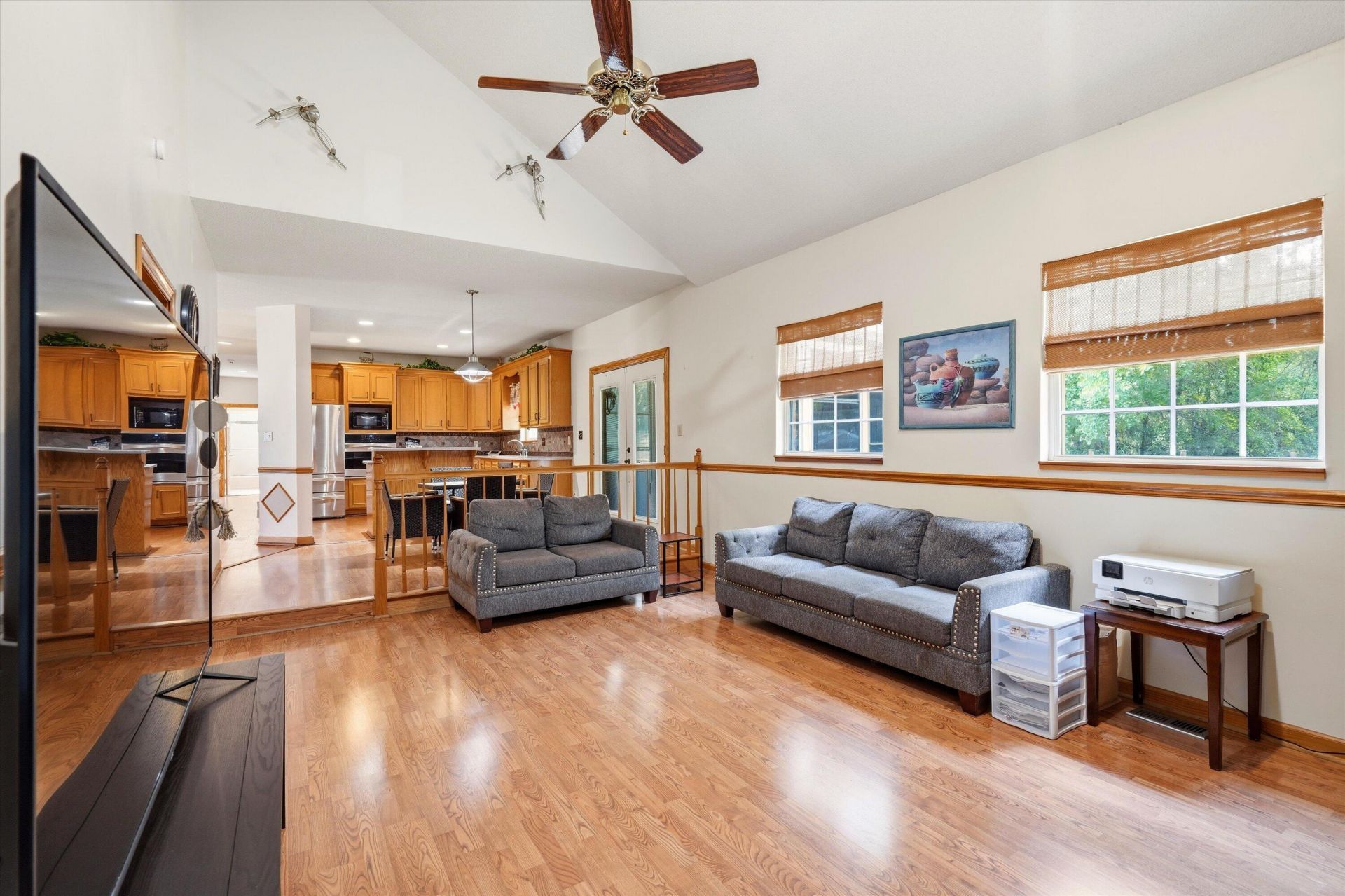 326 Locust Street Photo 15