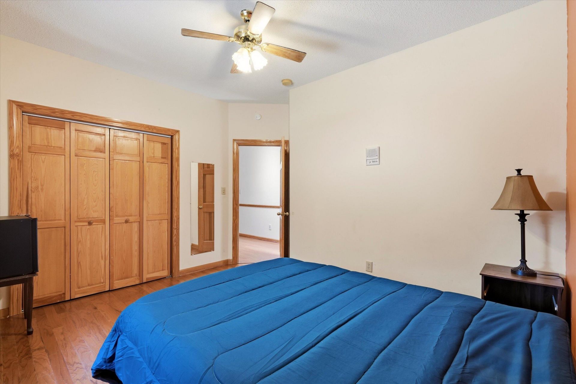 326 Locust Street Photo 26