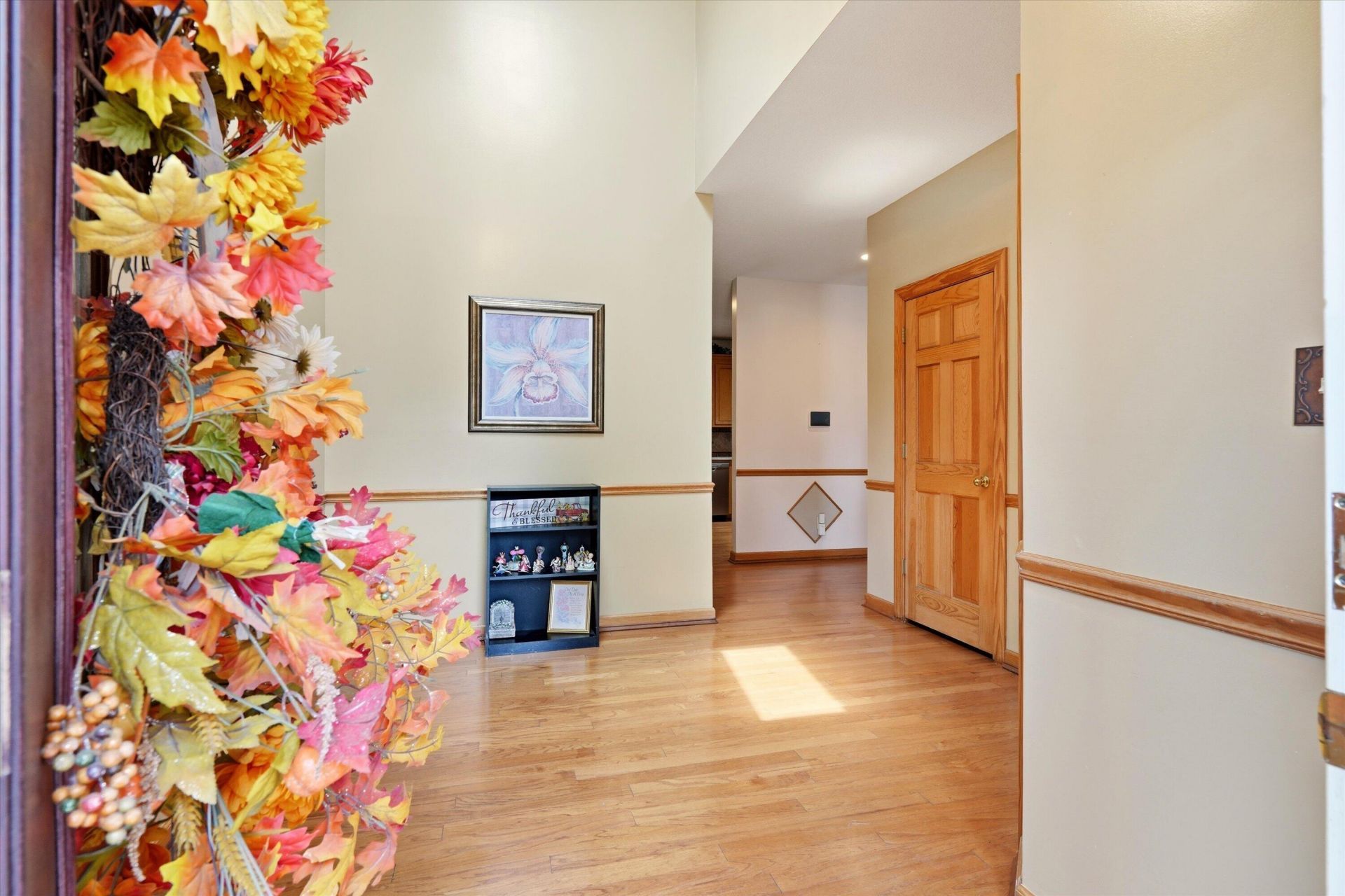 326 Locust Street Photo 4