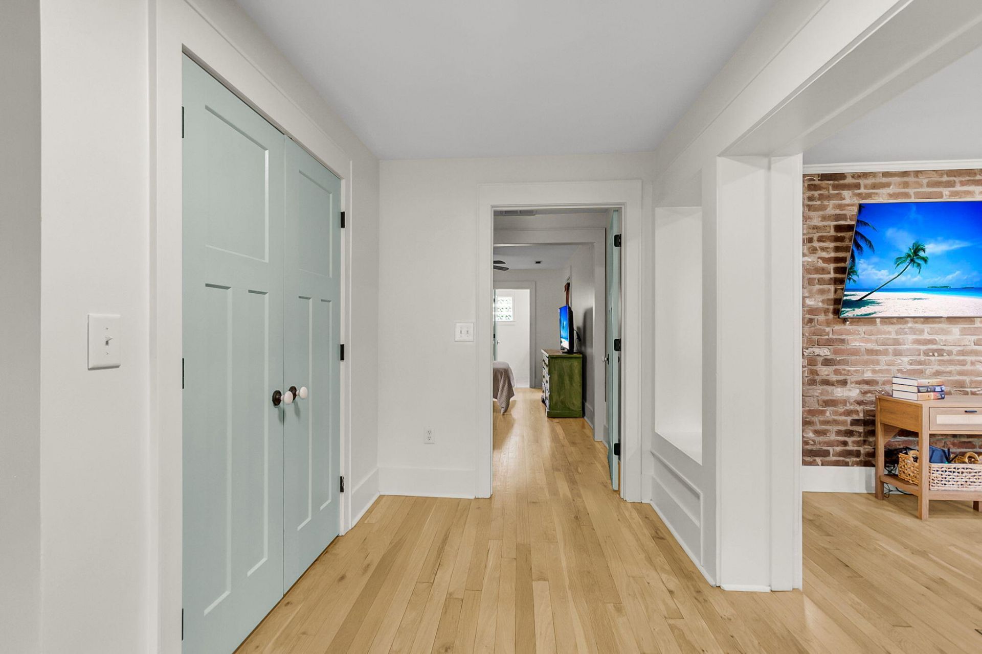 12 Stratford Road Photo 21