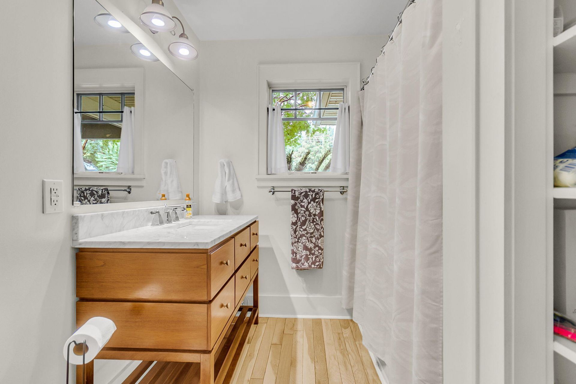 12 Stratford Road Photo 33