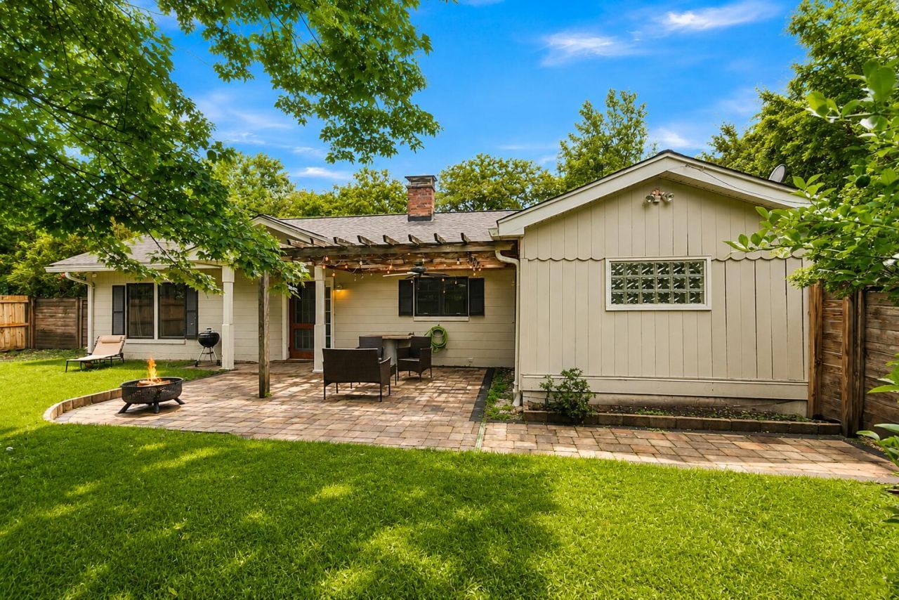 12 Stratford Road Photo 41