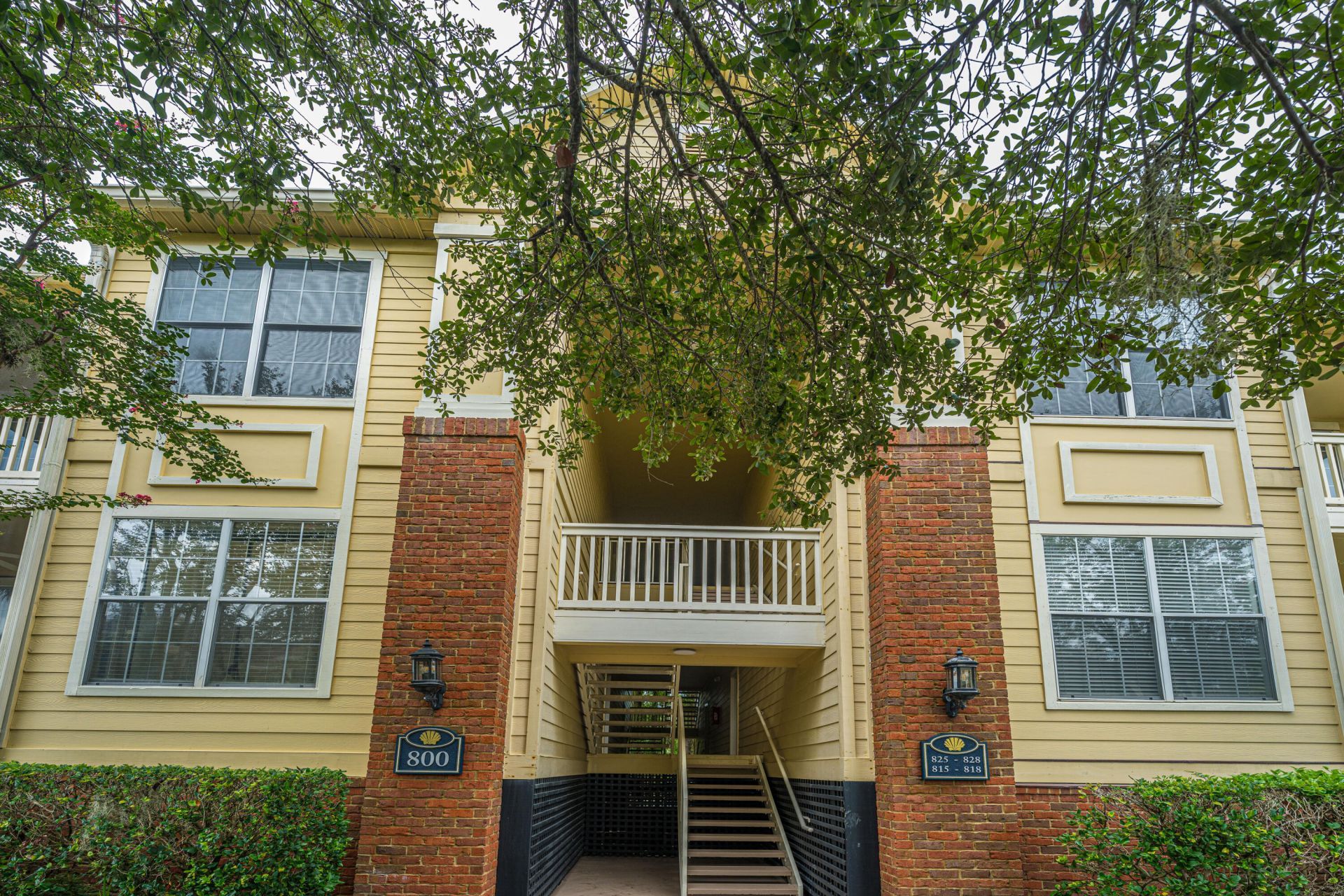 1600 Long Grove Photo 23