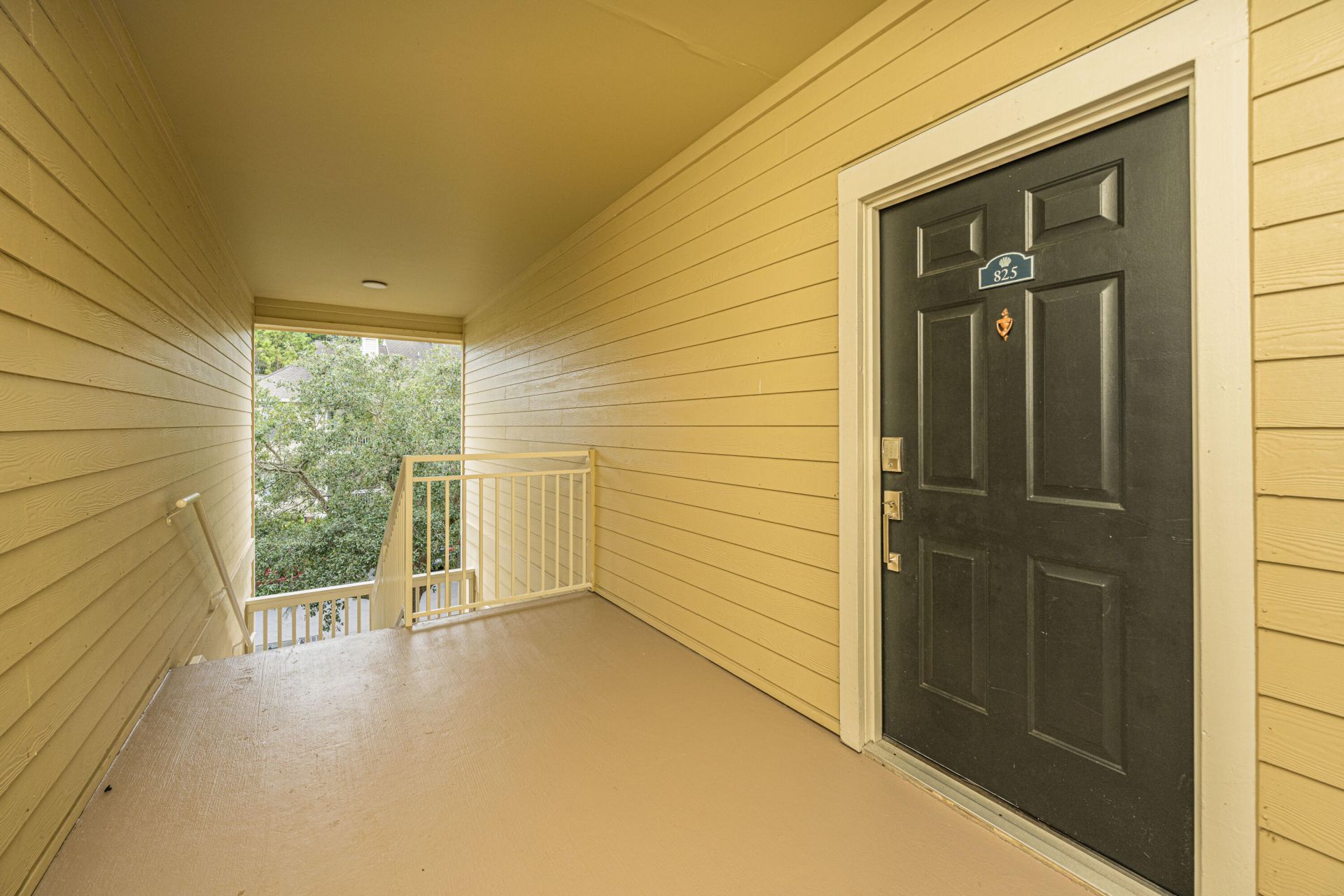 1600 Long Grove Photo 25