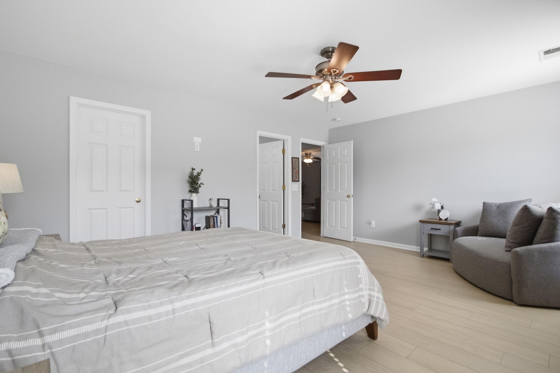 1205 Catbird Court Photo 25