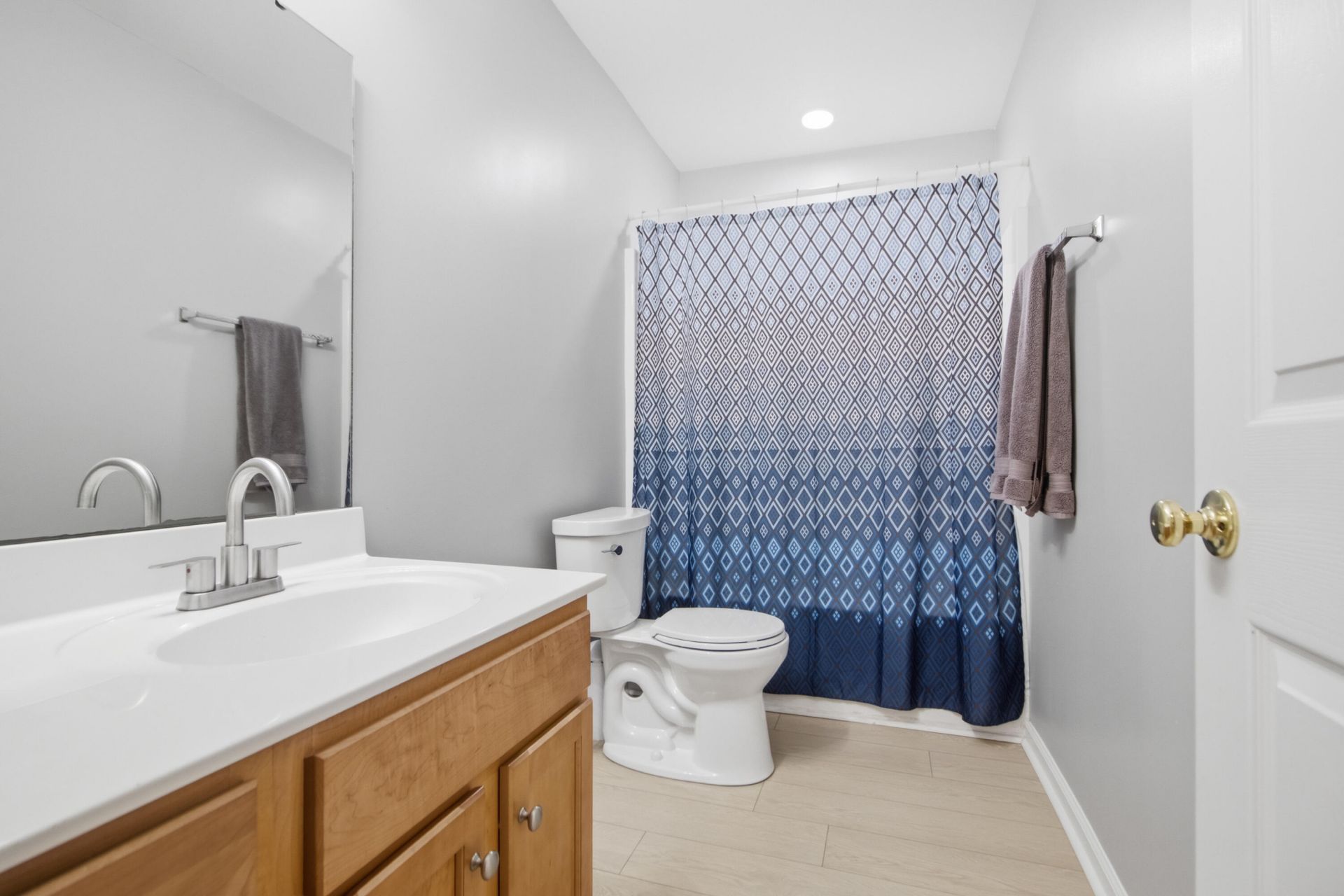 1205 Catbird Court Photo 32
