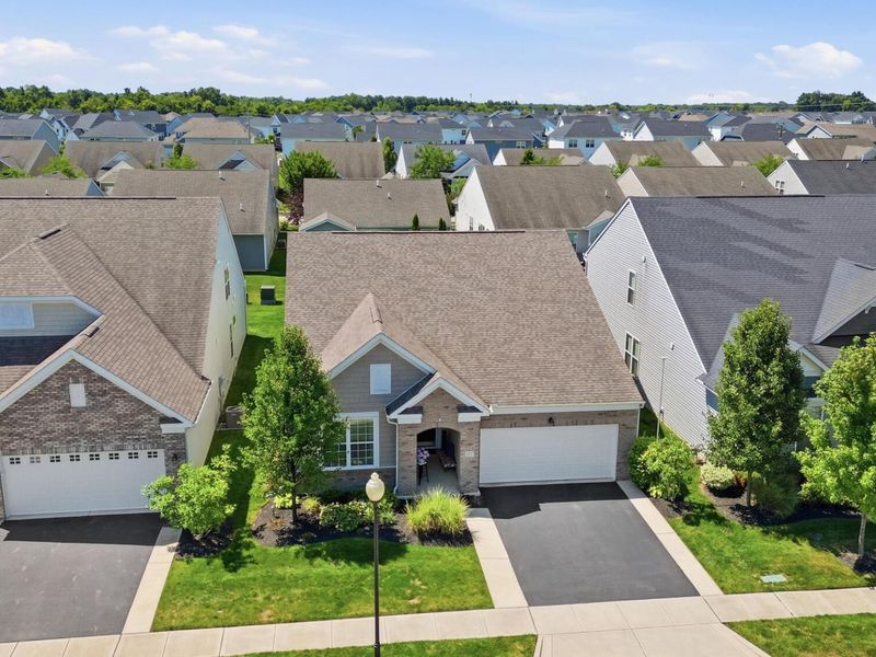2337 Common Bent Drive , Sunbury, OH 43074 Photo 2