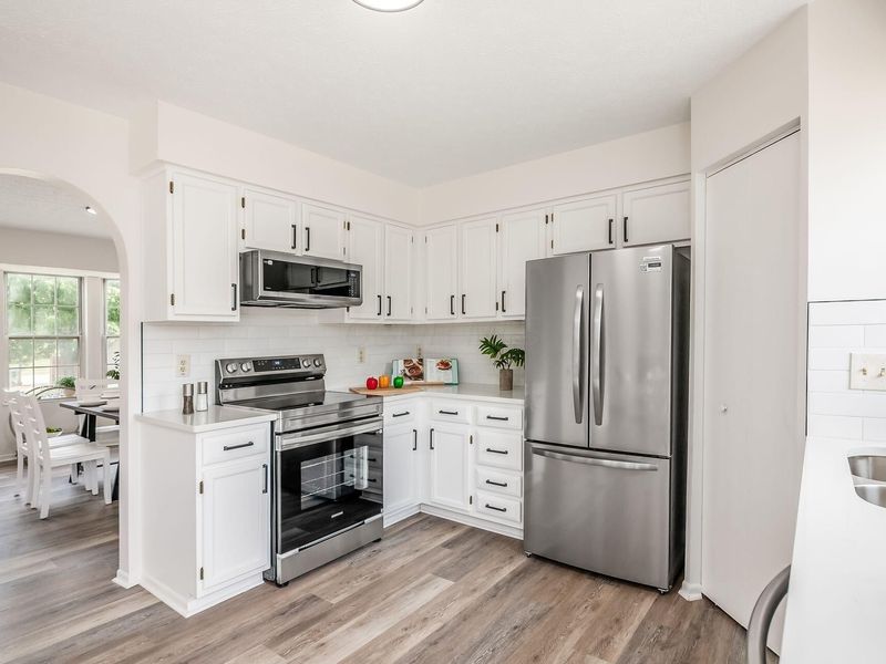 2071 Asher Court , Columbus, OH 43223 Photo 8