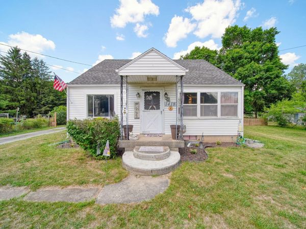 1418 Moore Road, Adrian, MI 49221