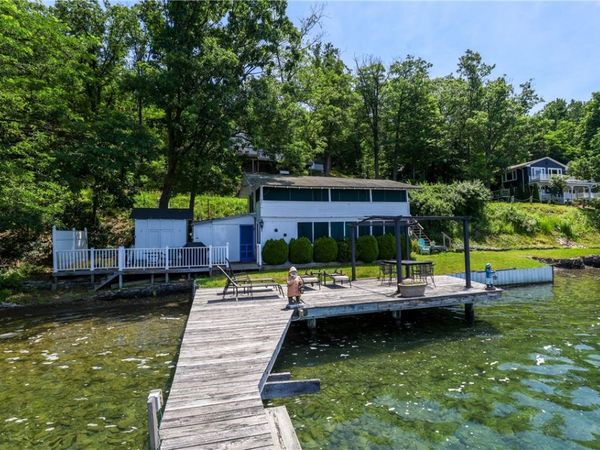 10989 E Lake Road, Hammondsport, NY 14840