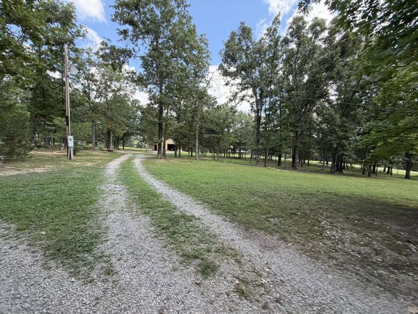 1767 Ff Highway , Alton, MO 65606